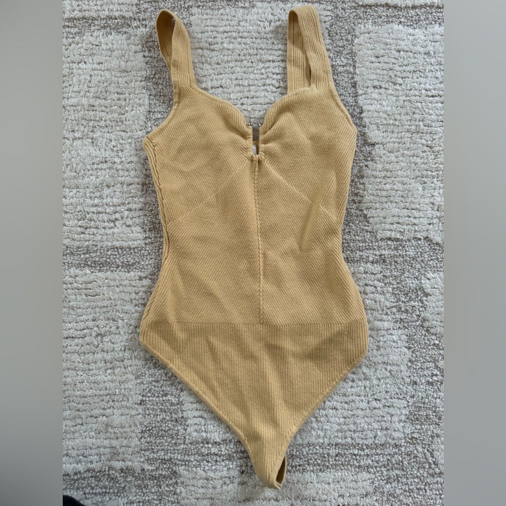 Abercrombie bodysuit ,knit material